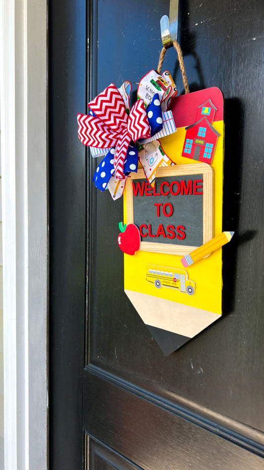 TEACHER PENCIL WREATH